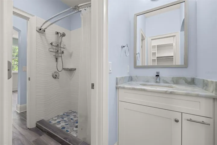 Jack & Jill Bathroom