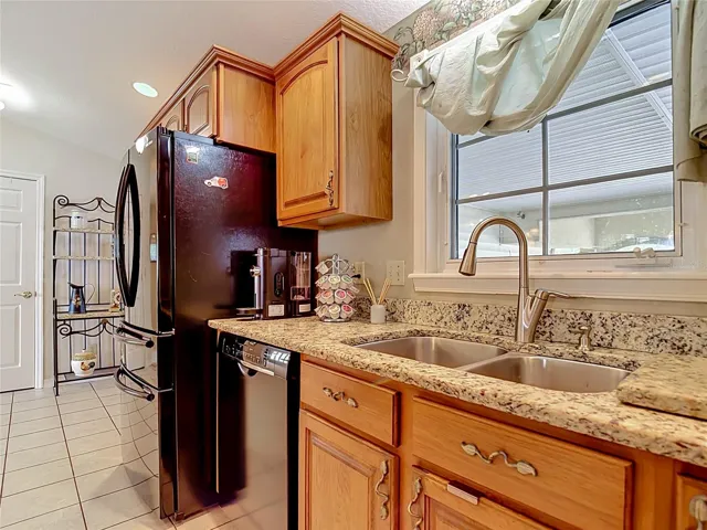 Kitchen with Granite