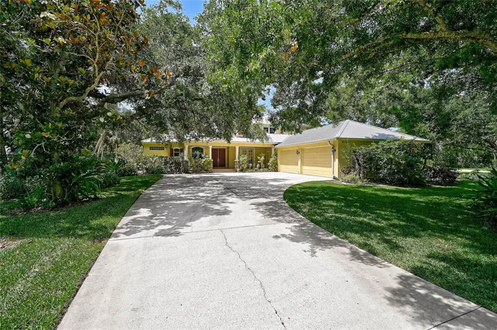 Driveway to 4 car garage