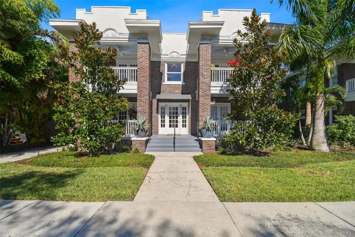 2113 Southview Ave - Front