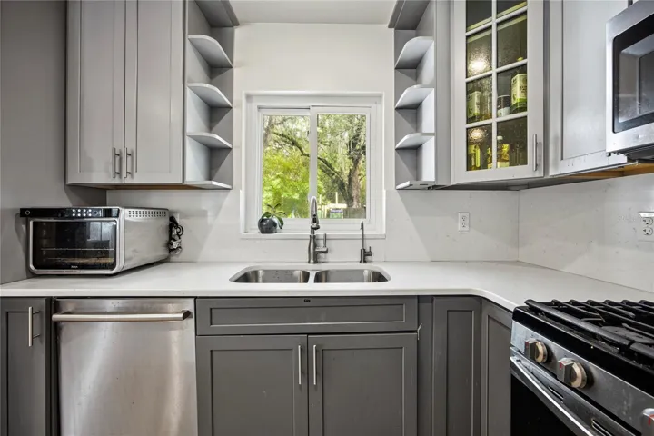 Wonderful cabinets and appliances