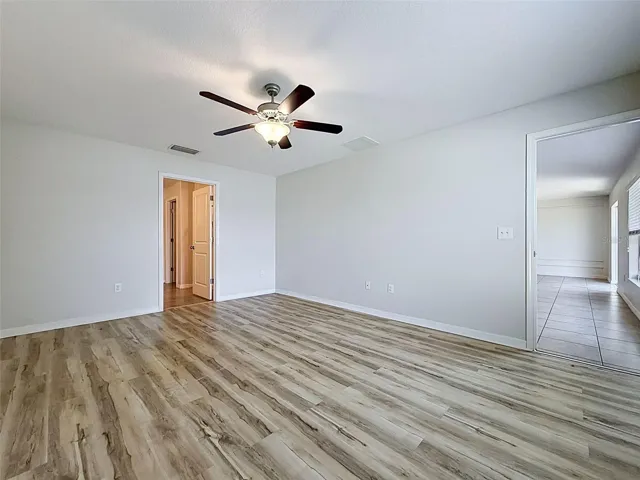 Master bedroom with amazing en-suite bath and WIC.
