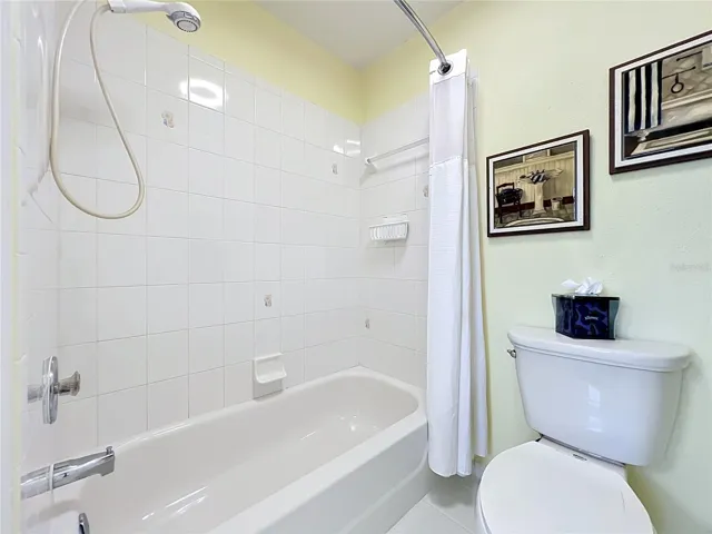 Jack and Jill Bath
