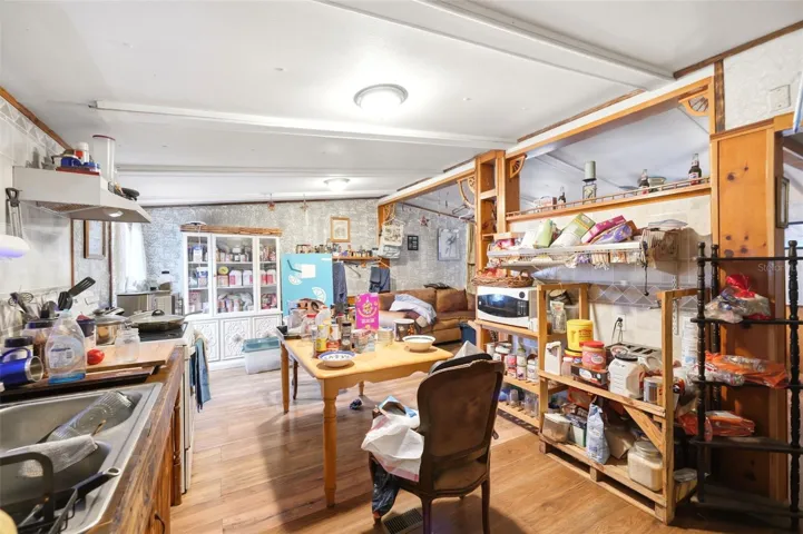 Kitchen/Dining