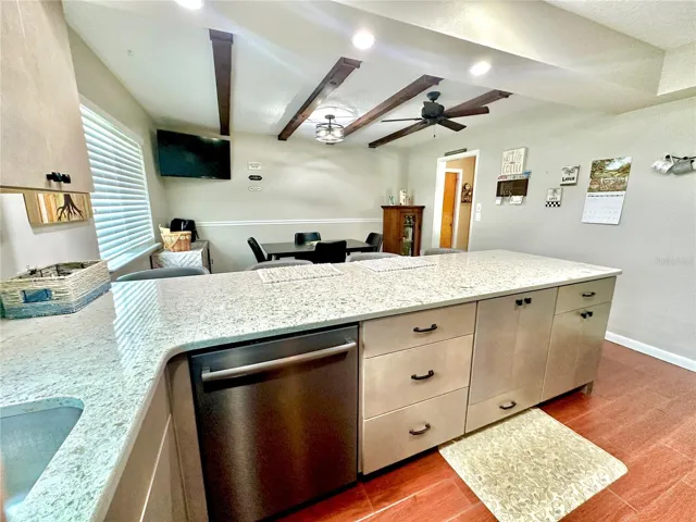 KITCHEN - 460 S DEERWOOD AVE, ORLANDO, FL 32825