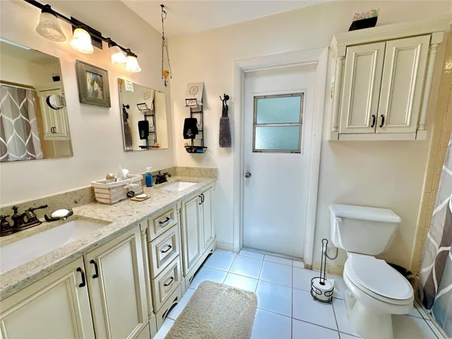 MASTER BATHROOM - 460 S DEERWOOD AVE, ORLANDO, FL 32825