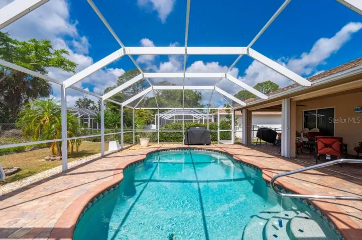 Pool, deck