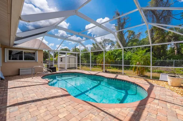Pool, Deck