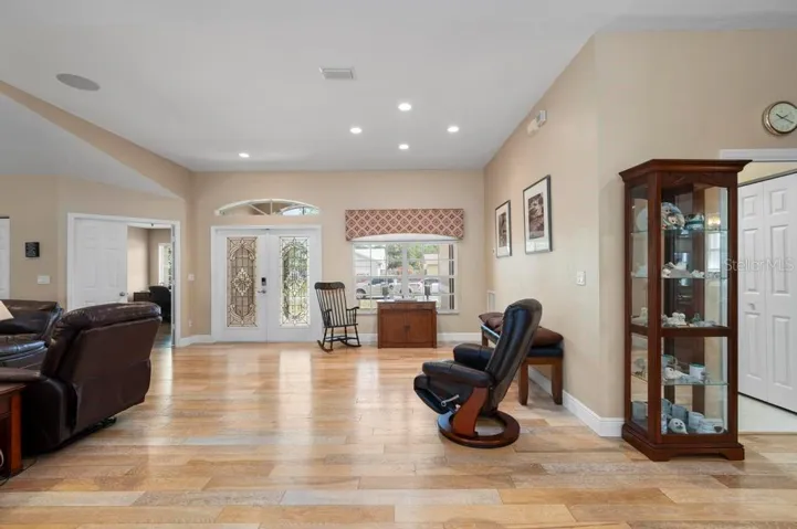 Front Entry, Dining Area
