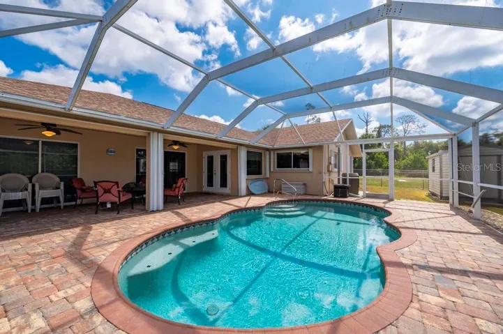 Pool, deck, lanai