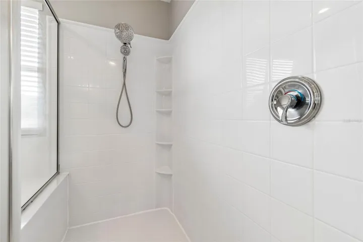 Tub Separate huge shower