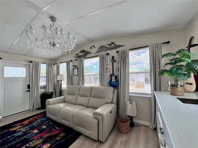 Front Florida room with Murphy bed that will stay