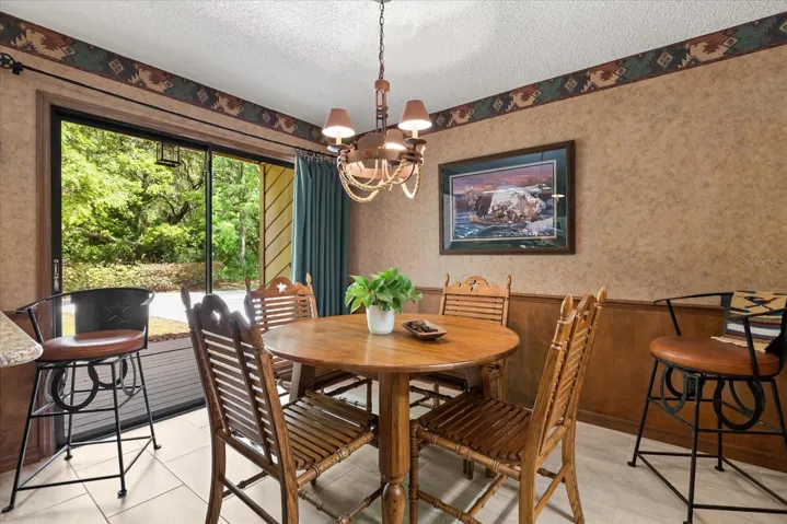 Breakfast Nook