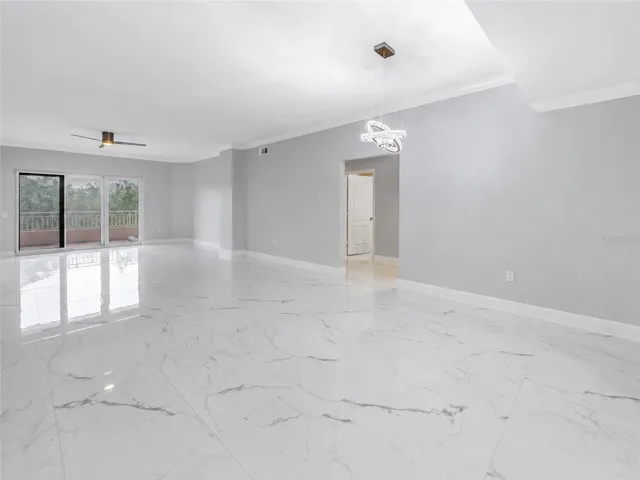Dining / Living Room Areas