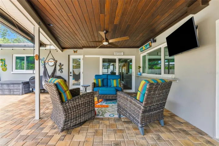 Covered Lanai with Ceiling Fan