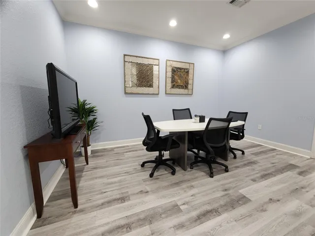 Office/conference room