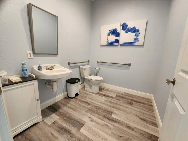 Womens room