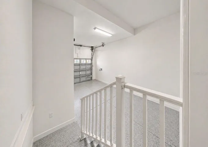 1 Car Garage
