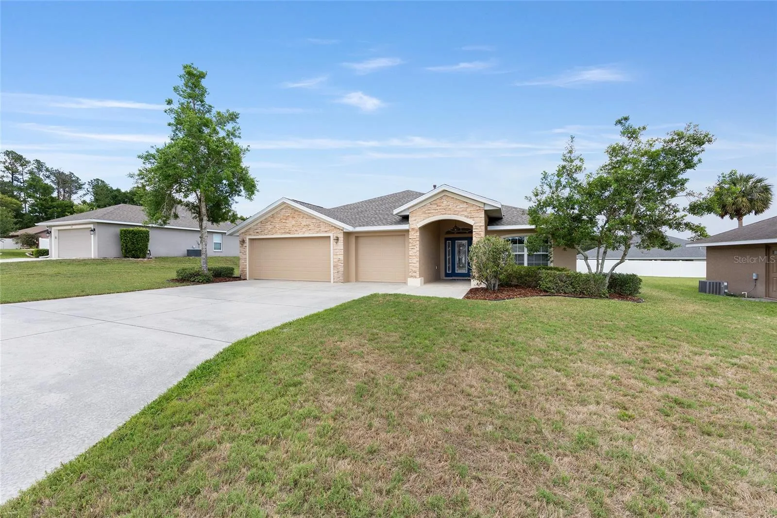 1/4 acre lot