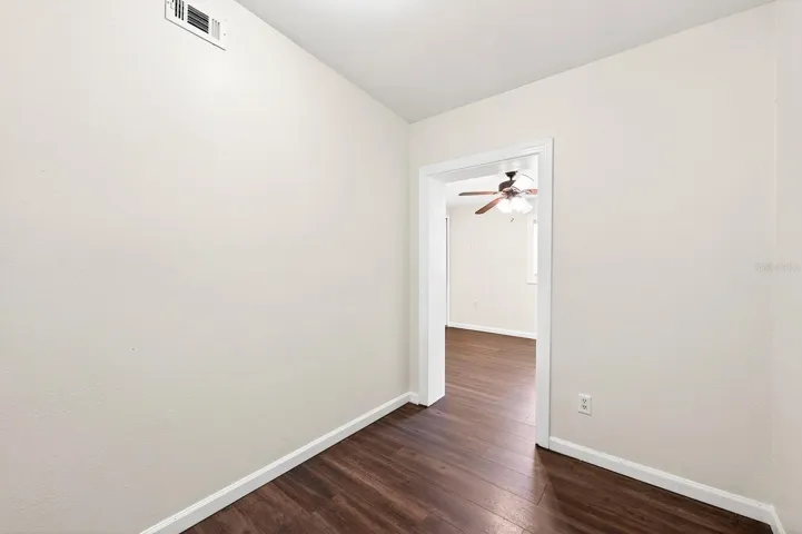 2nd room with a bonus room