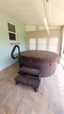 Hot tub