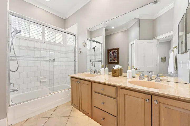 The first-floor Primary en suite Bath.