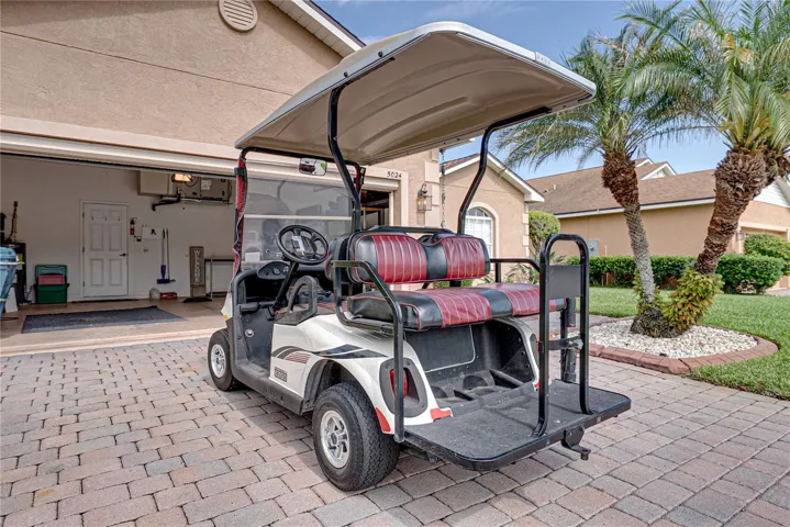 Golf cart conveys with purchase