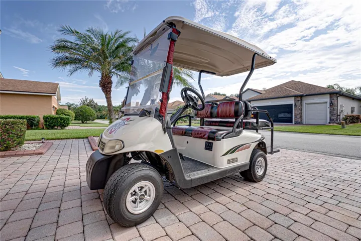 Golf cart conveys with purchase