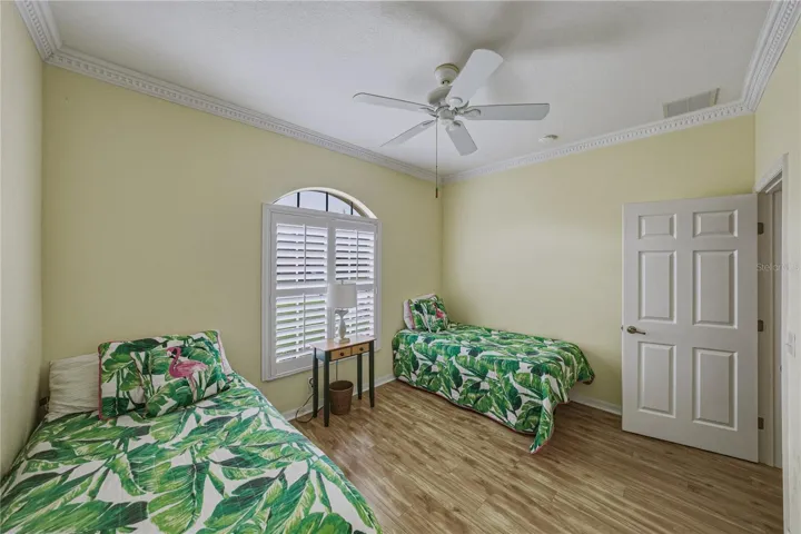 Guest bedroom