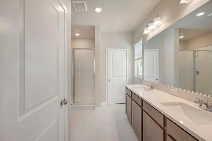 Owner's Bath