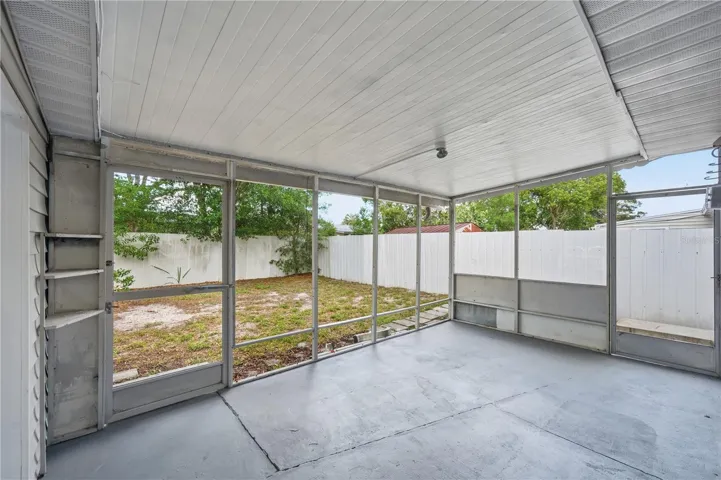 Spacious screened patio