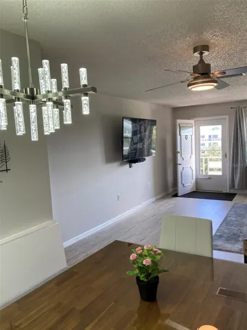 Living room-dining area