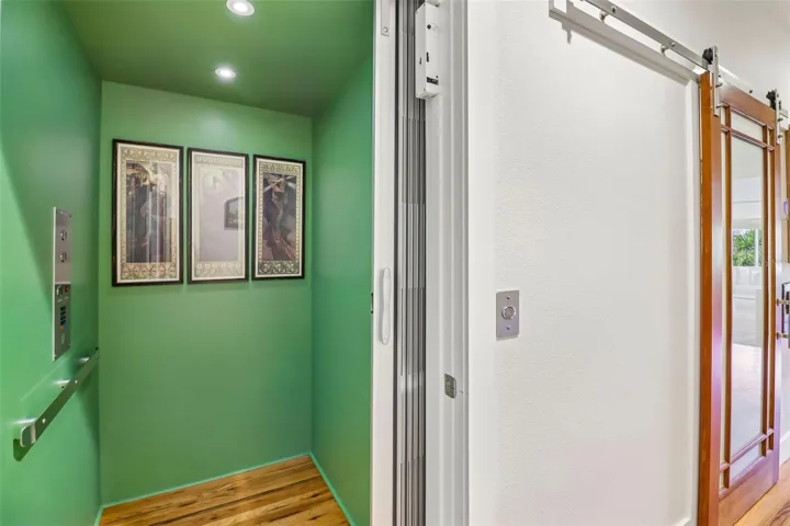 elevator