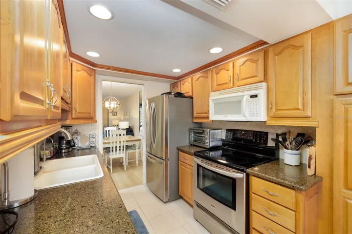 Galley Kitchen with eat in space