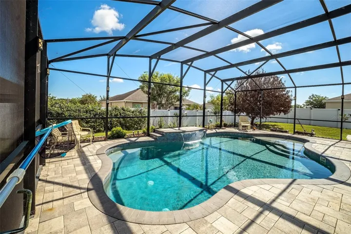 Relaxing Outdoor Oasis