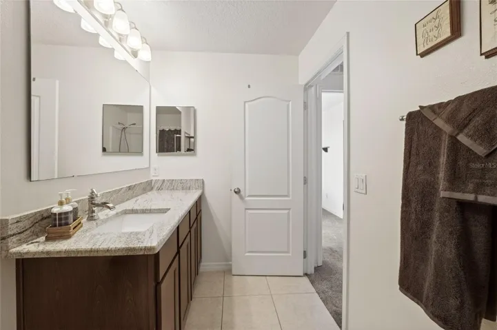 Guest Bathroom Upstairs