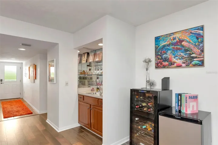Beautiful wet bar w/over head lighting