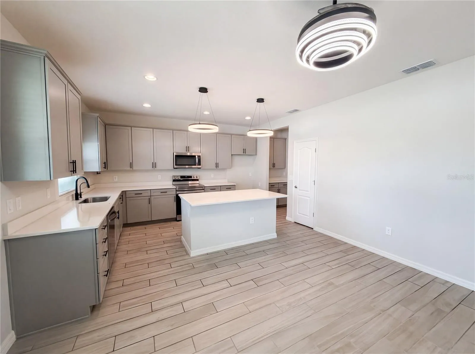 4510 Penkert Pl, Lakeland, Florida 33811 — photo 2