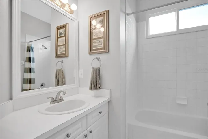 Bathroom 3 (Connected to Bonus Room)