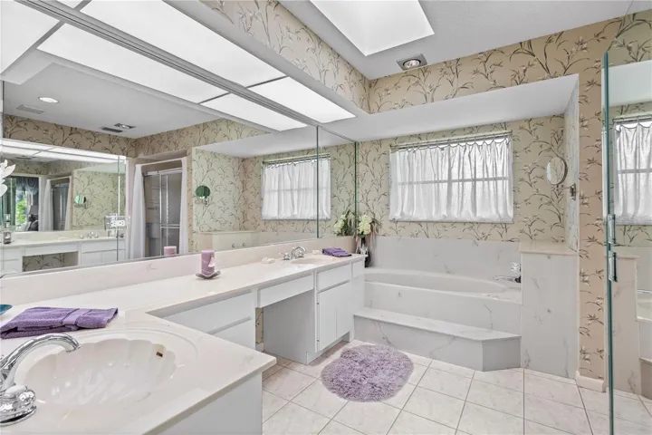 5 Piece bath