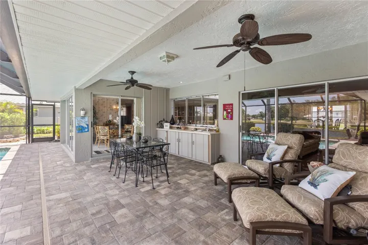 Outdoor kitchen