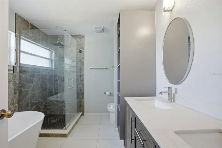 Primary En-Suite