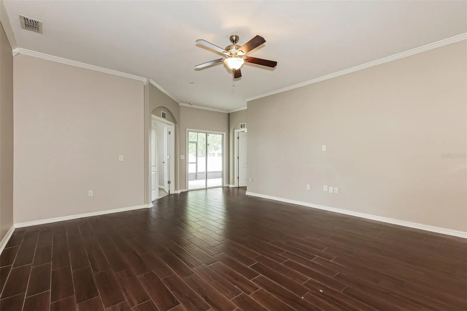 8130 Woodvine Cir, Lakeland, Florida 33810 — photo 10