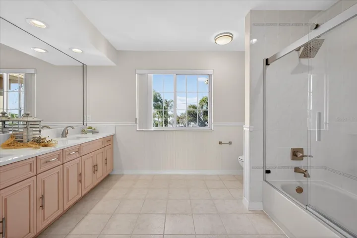 Bathroom of upstairs bedroom #2