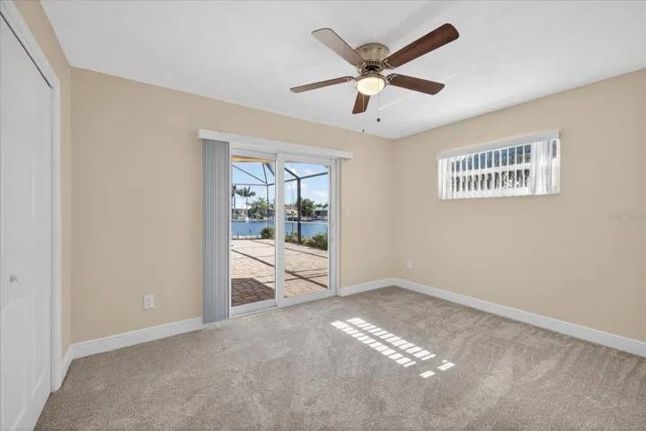 Bedroom 1st floor