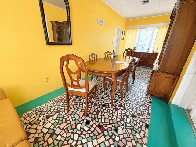 Bonus-Flex Room