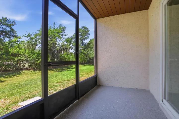 Screened Lanai.