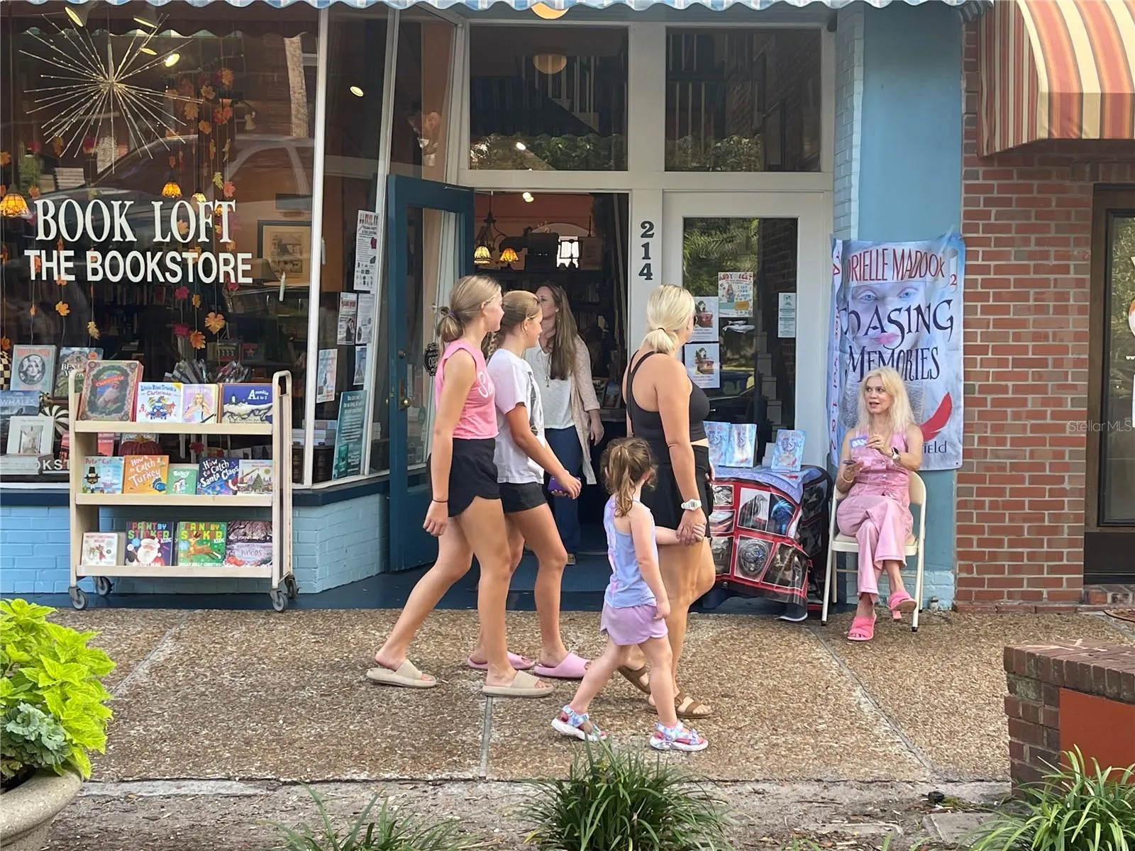 Close to historic Fernandina Beach where you might meet an author