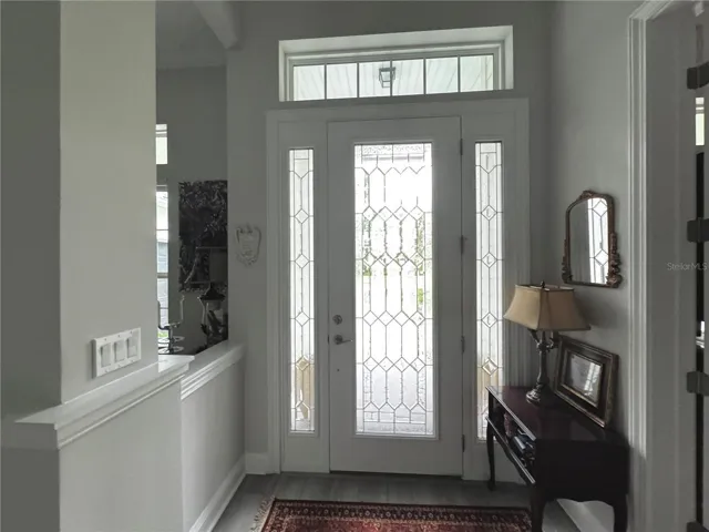Architectureal features, 14 ' ceilings with 16' coffered double step ceilings