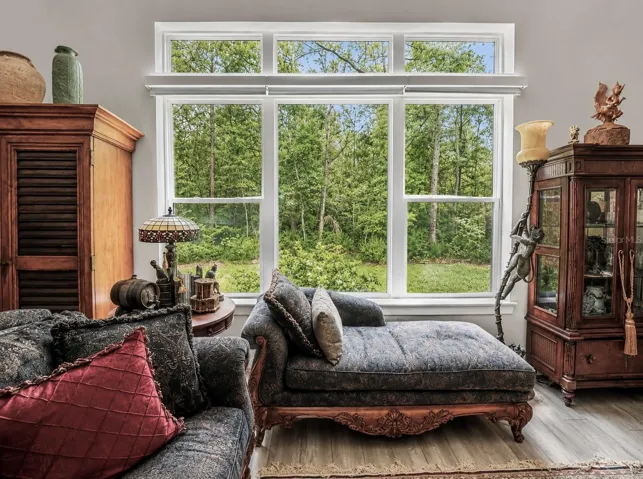 Huge Window in the gathering room. You can see deer and birds from here.